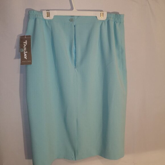 NWT TanJay Ladies Size 14 Petite Aqua Fully Lined Straight Fit Skirt - Picture 2 of 6